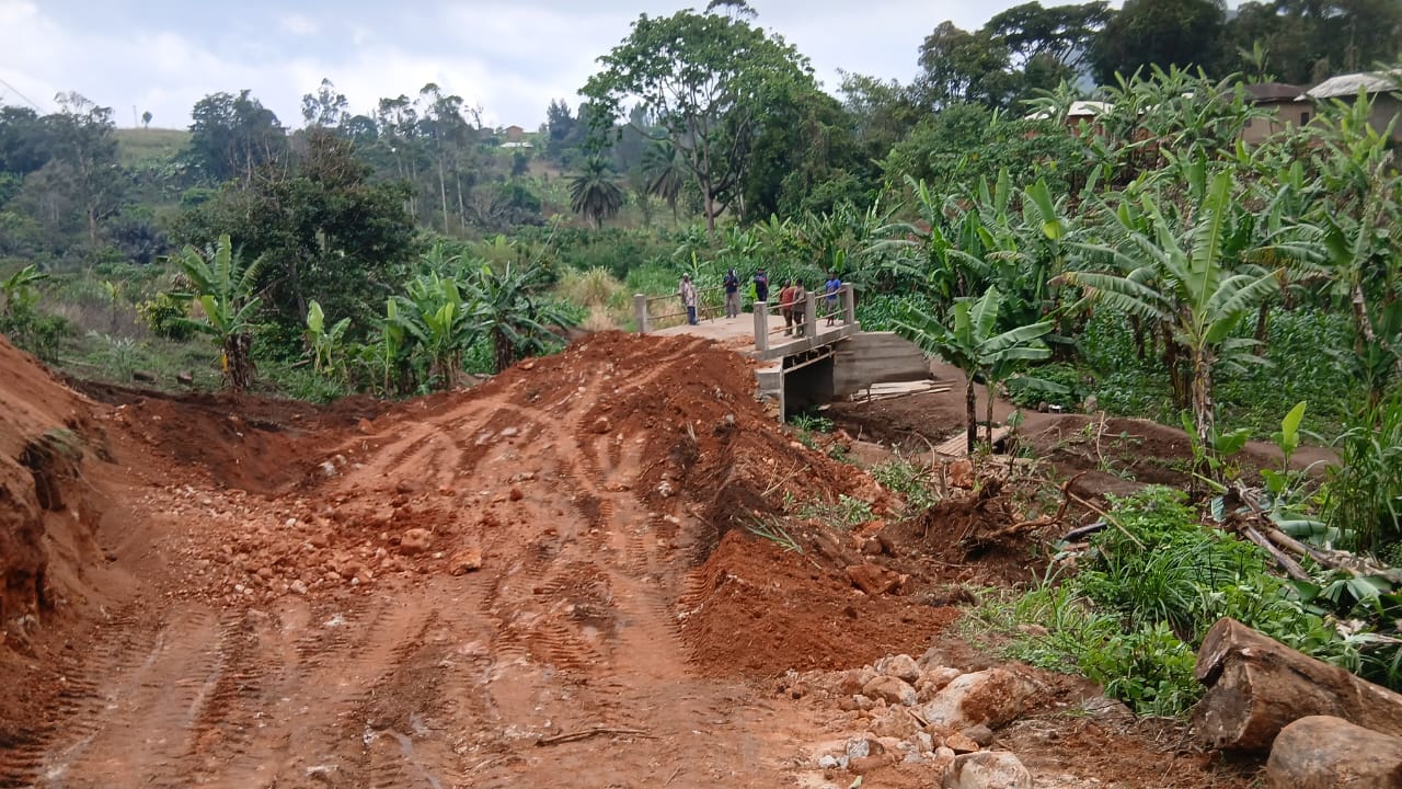 Travaux du Pont de Nkong